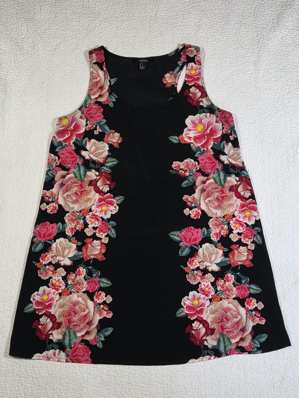 Forever 21 Black Floral Print Sleeveless Shift Dress with Pink and Red Roses